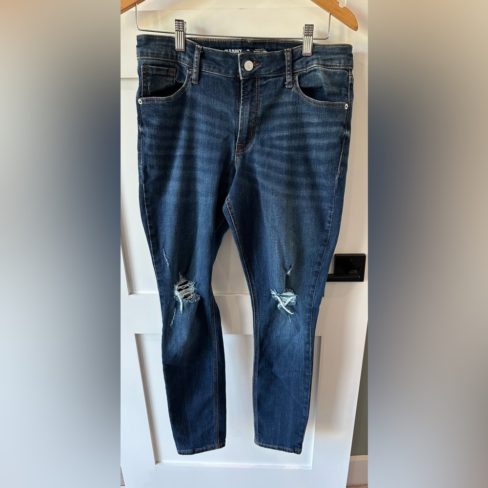 Women’s Old Navy Denim Midrise Rockstar Distressed Super Skinny Jeans Size 12